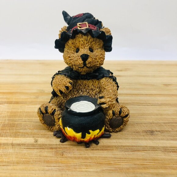 Teddy Bear Halloween Figurine Fall Decor Cauldron Pumpkin Witch Hat Trick Treat - Picture 1 of 5